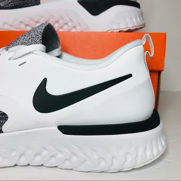 NIKE ODYSSEY REACT 2 FLYKNIT - Picture 2 of 14